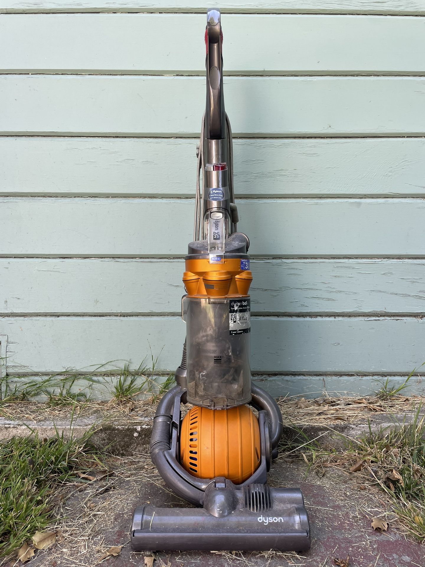 DYSON DC25 Upright Vacuum + hose all floors bagless cyclone ball technology corded Filter A