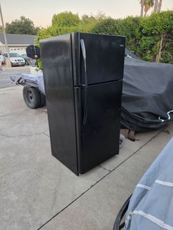 Refrigerator for sale