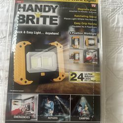 WORK LIGHT / Luz Portable