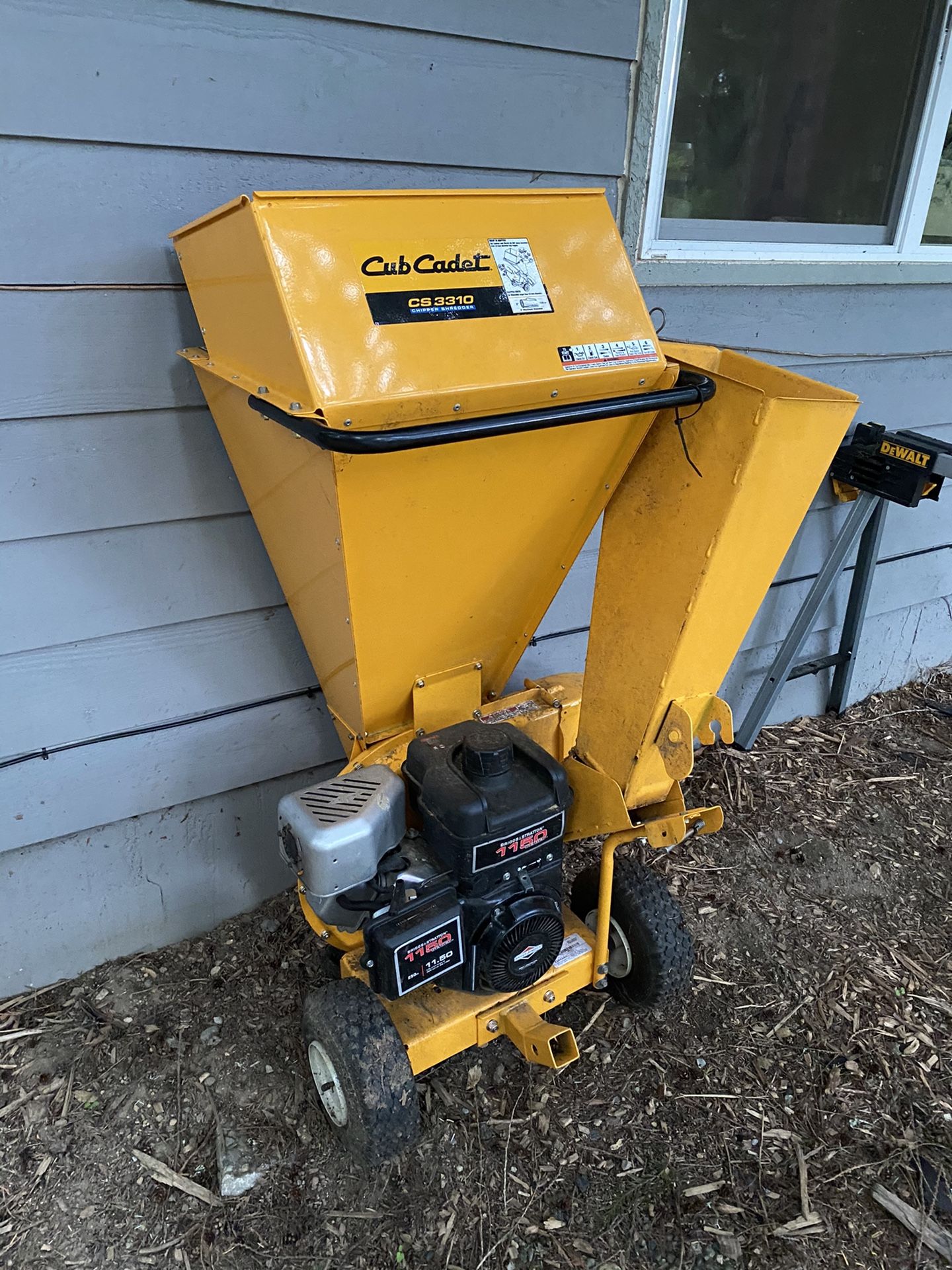 Cub Cadet CS3310 Wood Chipper for Sale in Woodinville, WA OfferUp