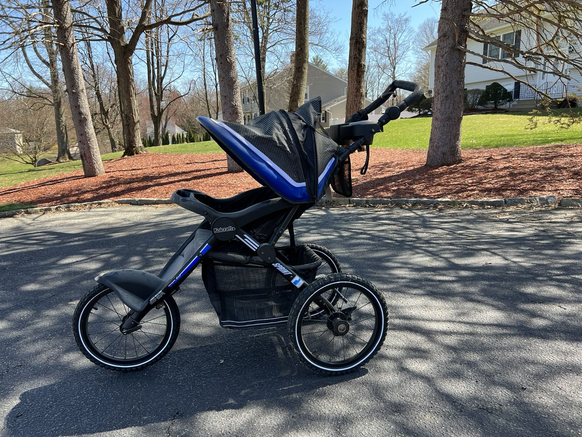 Kolcraft Jogging Stroller for Sale in Cortlandt, NY - OfferUp
