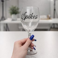 Customizable Wine Glasses 