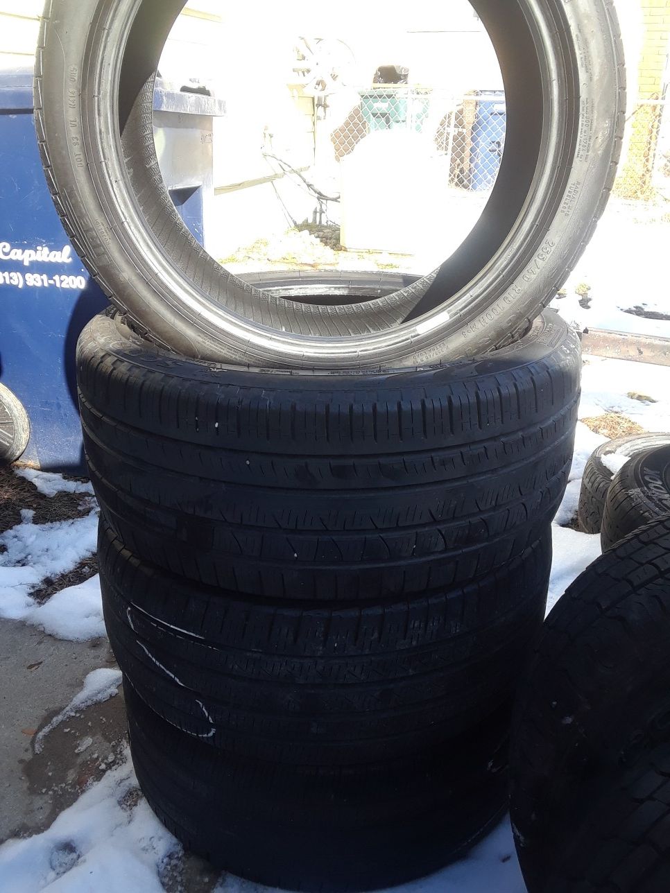 255/40 19 set of 4 pirelli tires