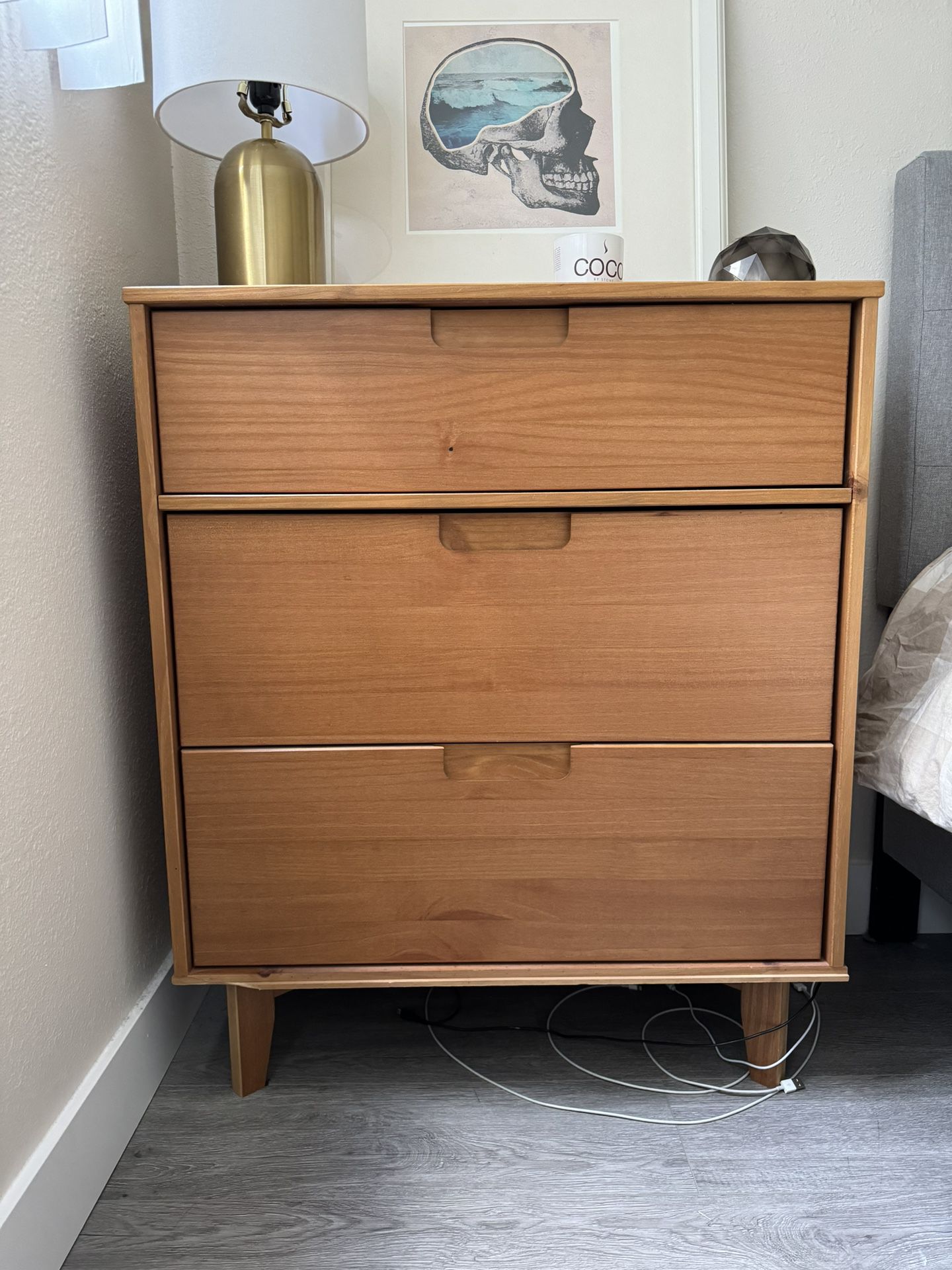 Mid century Modern 3-drawer Solid Wood Dresser With Cutout Handles, Caramel