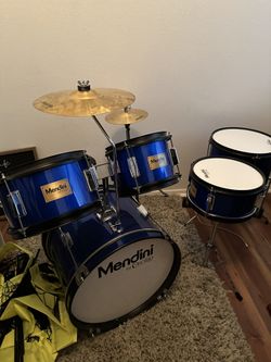 Children’s Drum Set