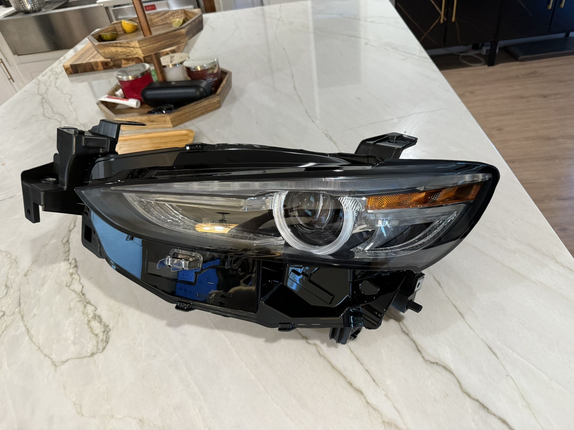 18-21 Mazda 6 Passenger LED w/ AFS Headlight