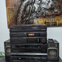 Magnavox Stereo System