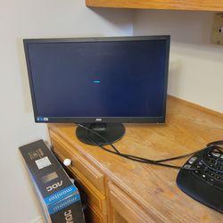 Monitor, Keyboard and Wireless Mouse.