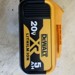 Dewalt Brand New 5.0AH XR 20V Recharge Battery. Fully Charge