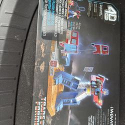 Transformers 4D Build Innovation Set 