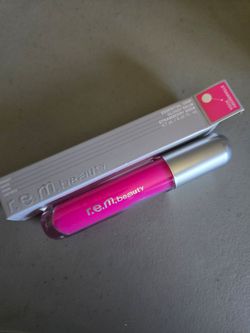 🖤R.E.M beauty lip gloss NEW $7🖤