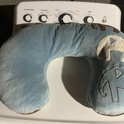 boppy pillow.
