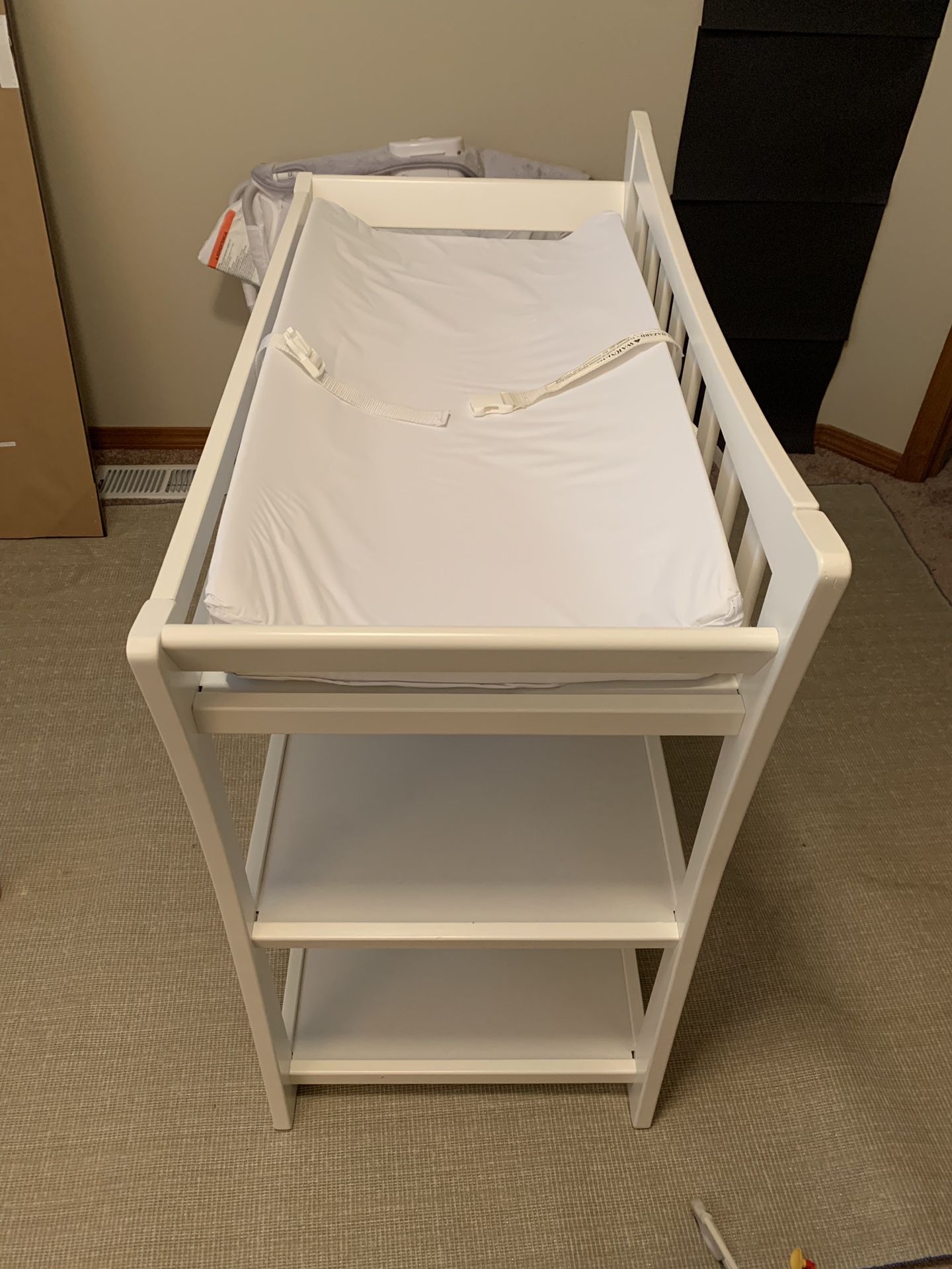 Child Craft Changing Table super clean, like new. OBO