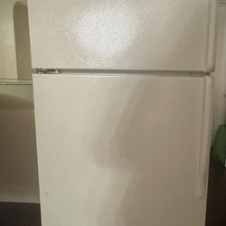 Whirlpool Refrigerator 
