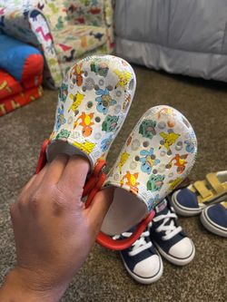 Pokemon crocs