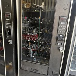 Snack vending machine modelo AP LCM 1