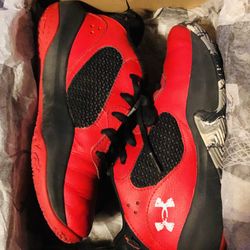 Under Armour Red 2Y Kid Shoes