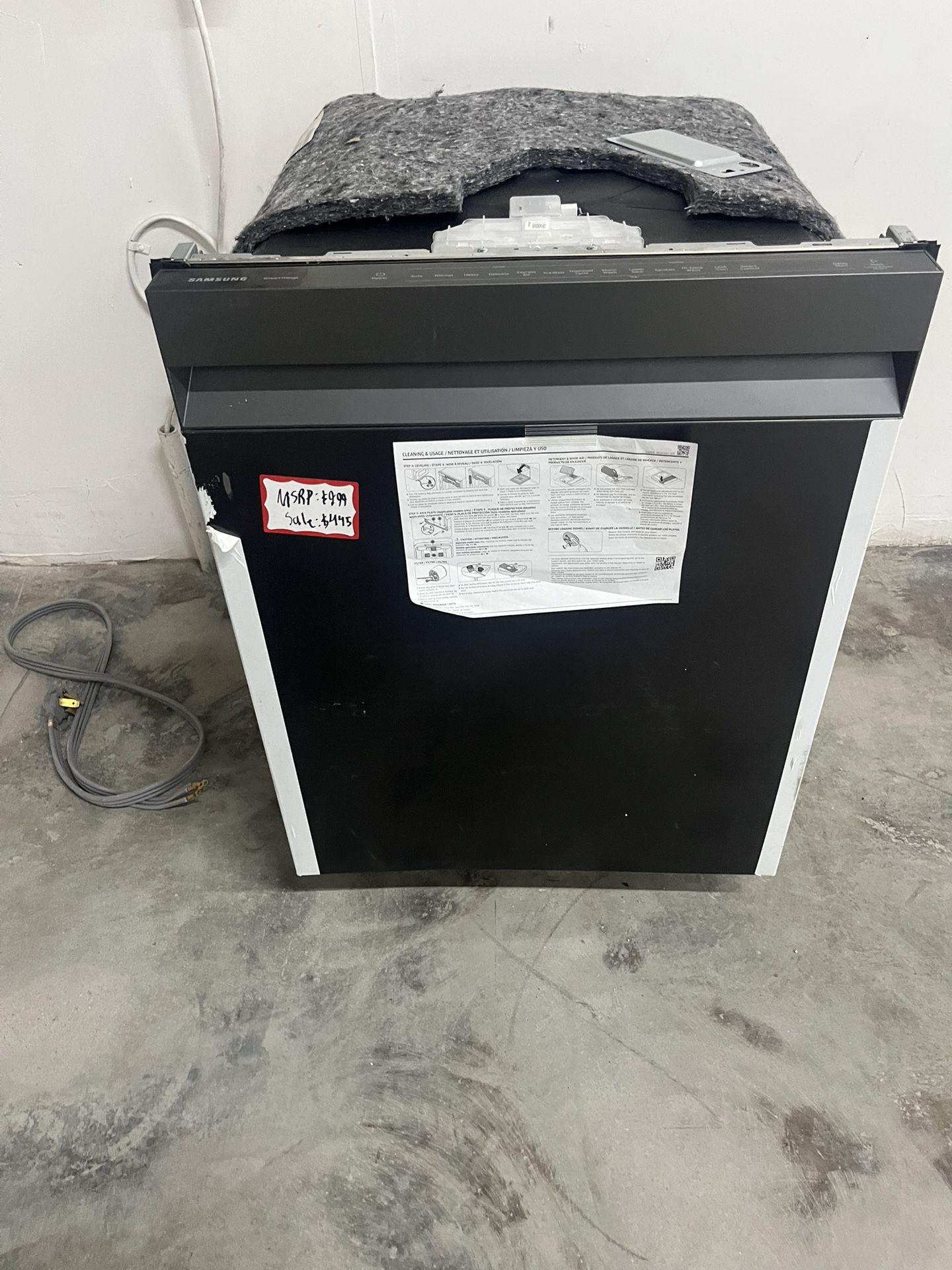 Black Samsung Dishwasher (new)