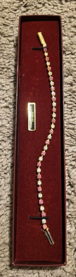 This Joan Rivers goldtone multicolor crystal tennis bracelet