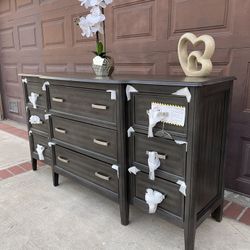 Beautiful Gray Dresser 9 Drawers  New 