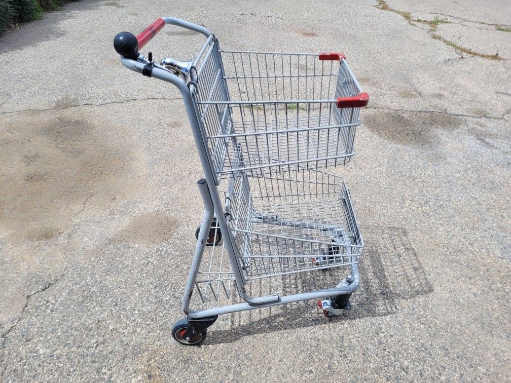 Old school "Kmart" shopping cart. Horn included. 😊