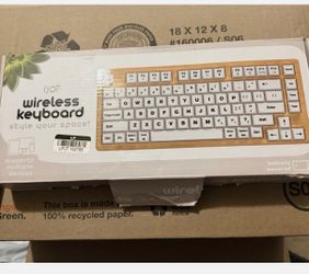 iJoy Wireless Wooden Keyboard - Open Box