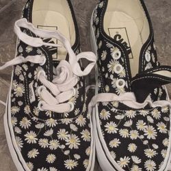 Brand New Daisy Vans
