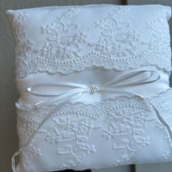 Ring Bearer Cushion (used once)