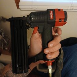 Hyper Tough HTBR50 Pneumatic 18-Gauge 2-inch Brad Nailer.