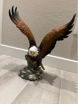 Vintage Avery Creations Bald Eagle Figurine