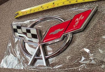 1 Corvette badge 1997 thru 2004. See all 12 pix sold separately SHIPPING AVAILABLE