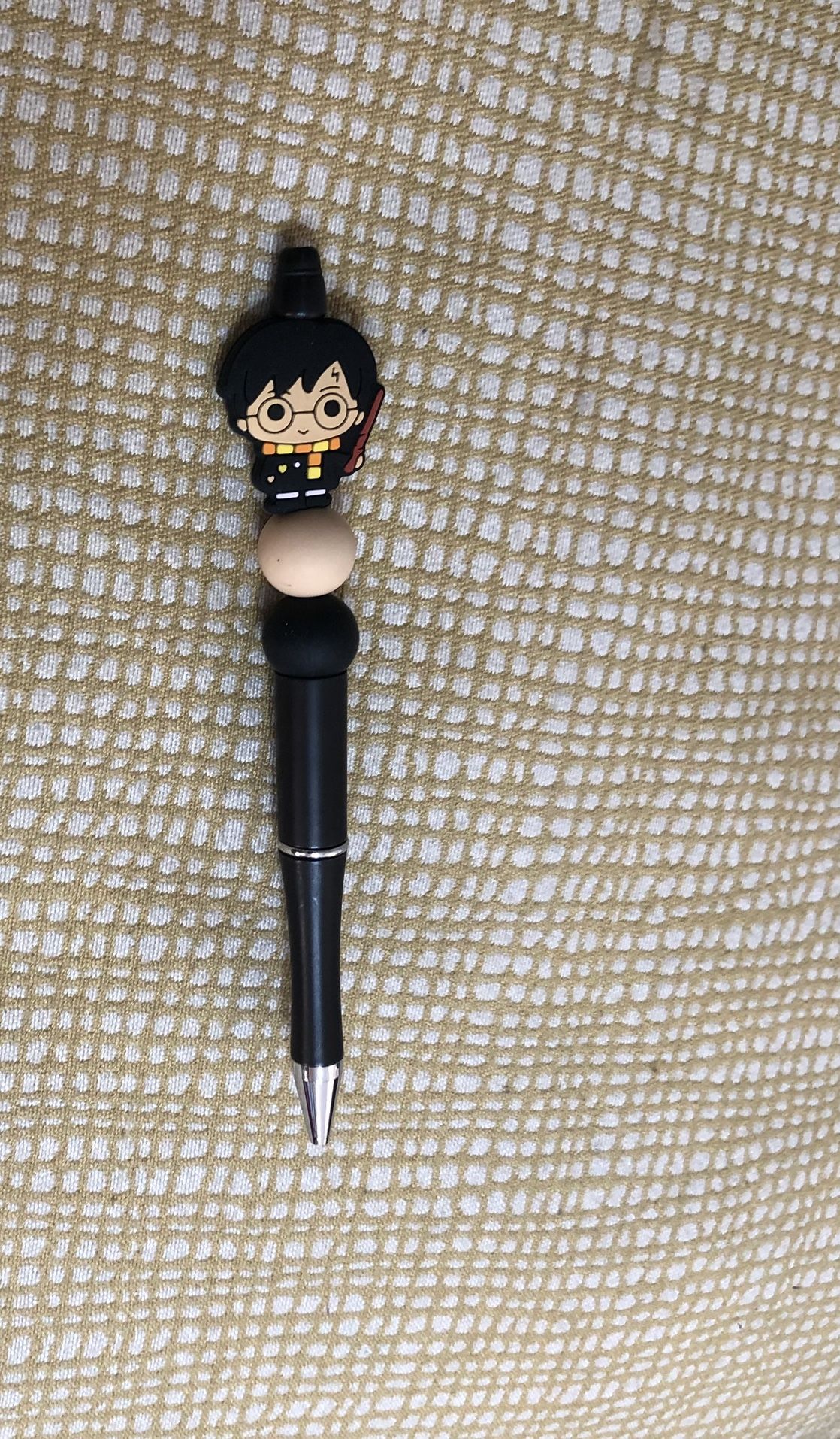Harry Potter beads pen black. Size  6”LX 1” W