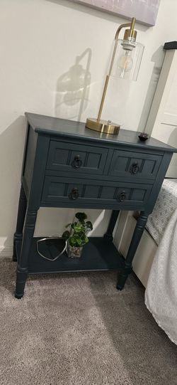 Nightstand pair