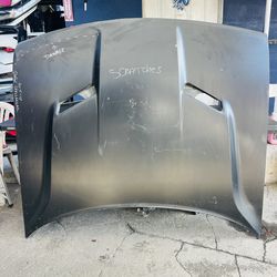 Dodge challenger 2015-2023 hood Oem