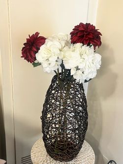Large Woven bamboo vase with silky flowers details in the photos pickup Gaithersburg md20877
