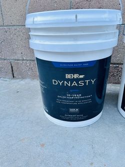 BEHR Dynasty Exterior Paint And Primer White Satin