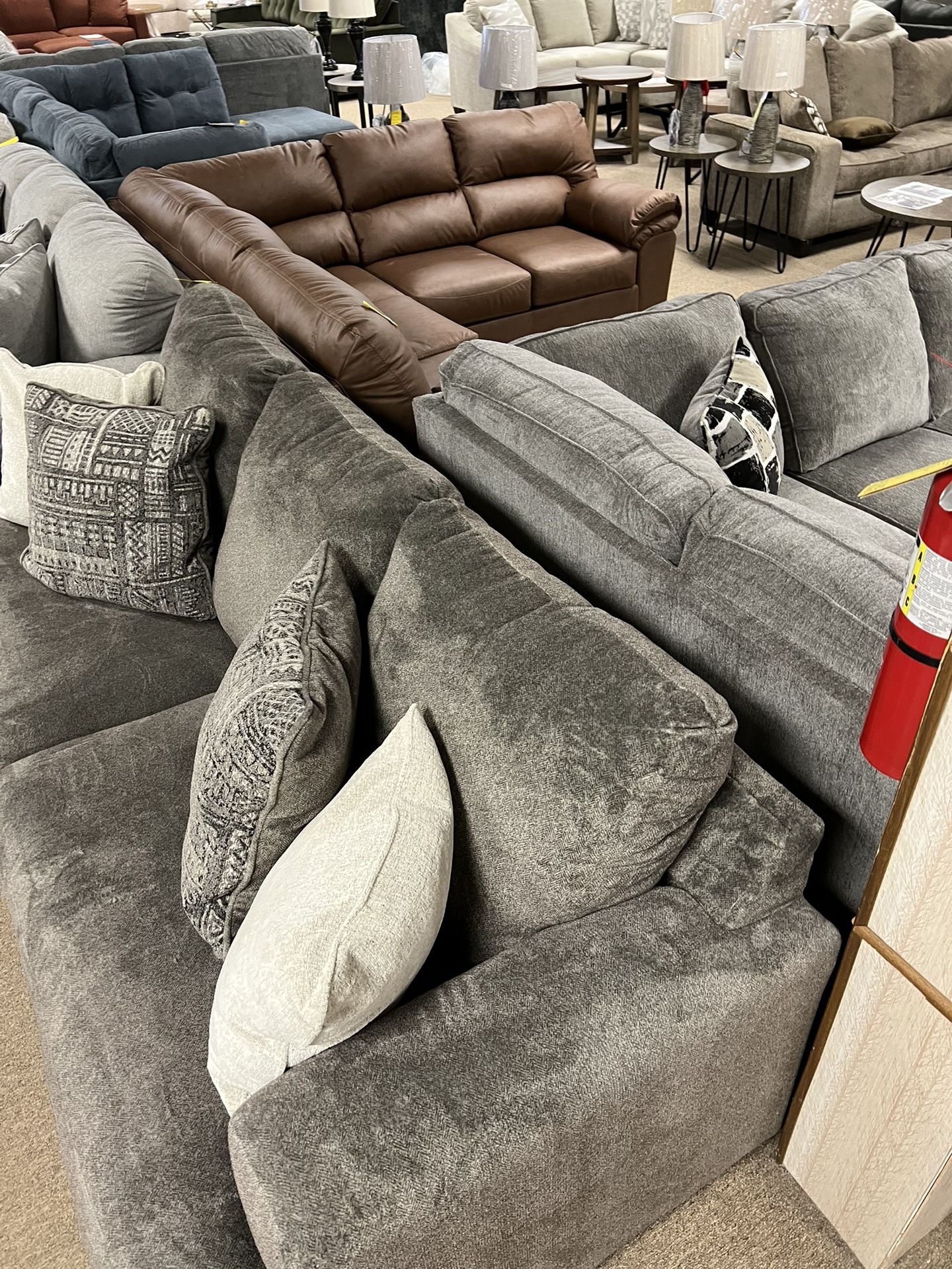 Couch DEALS RIGHT HERE