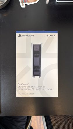 PS5 Dualsense controller charging station