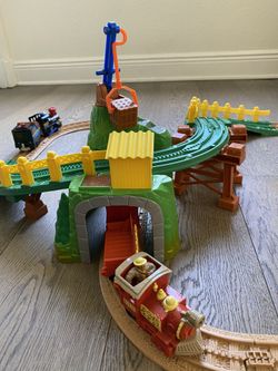 GeoTrax Toy Train Set