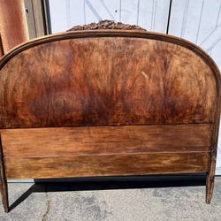 Full Sized Bed Vintage Mahogany Bed set 