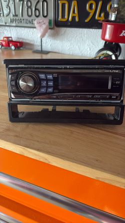 Alpine  9857 Good Condition Like New $150