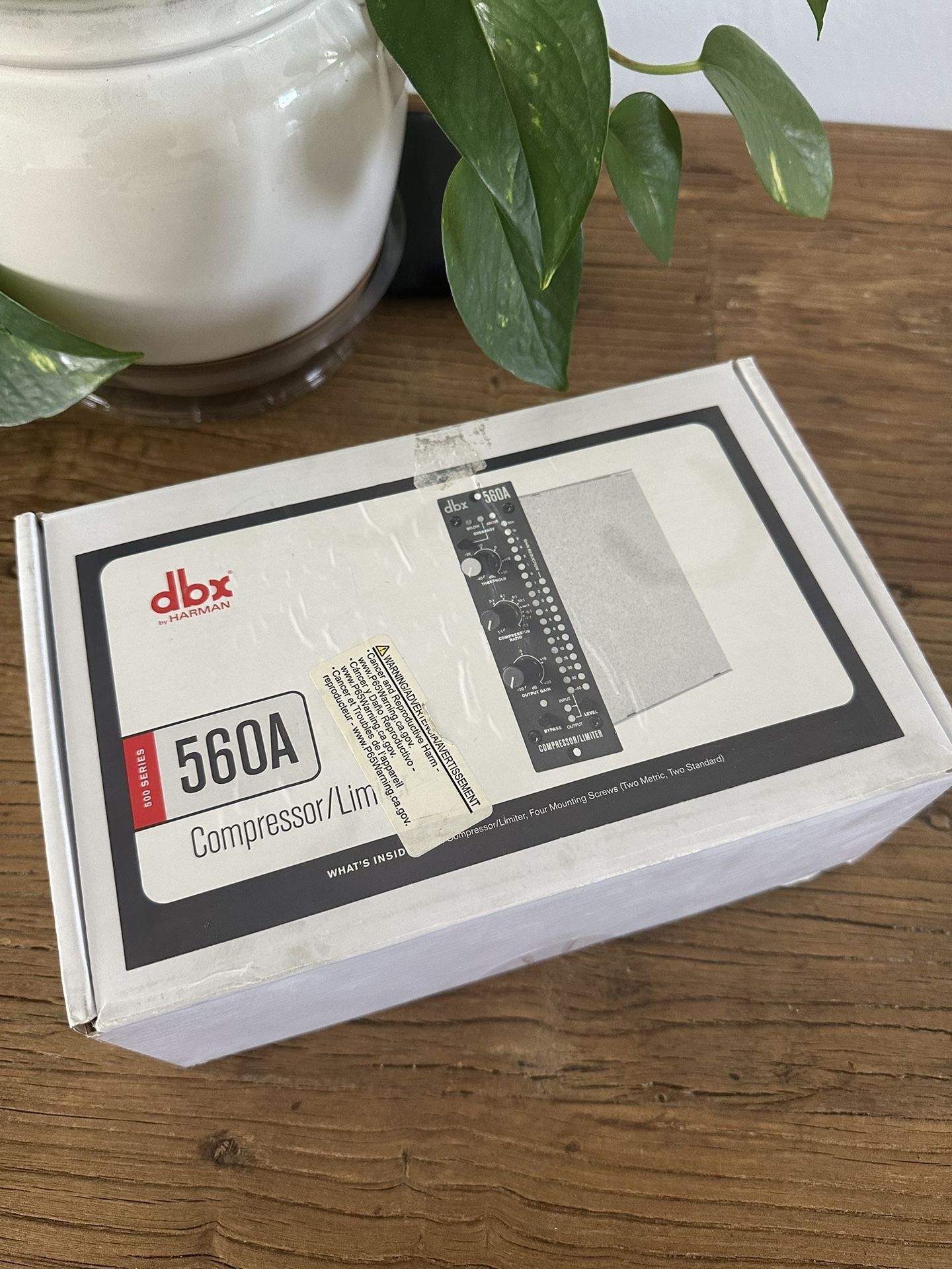 dbx 560A Compressor/limiter