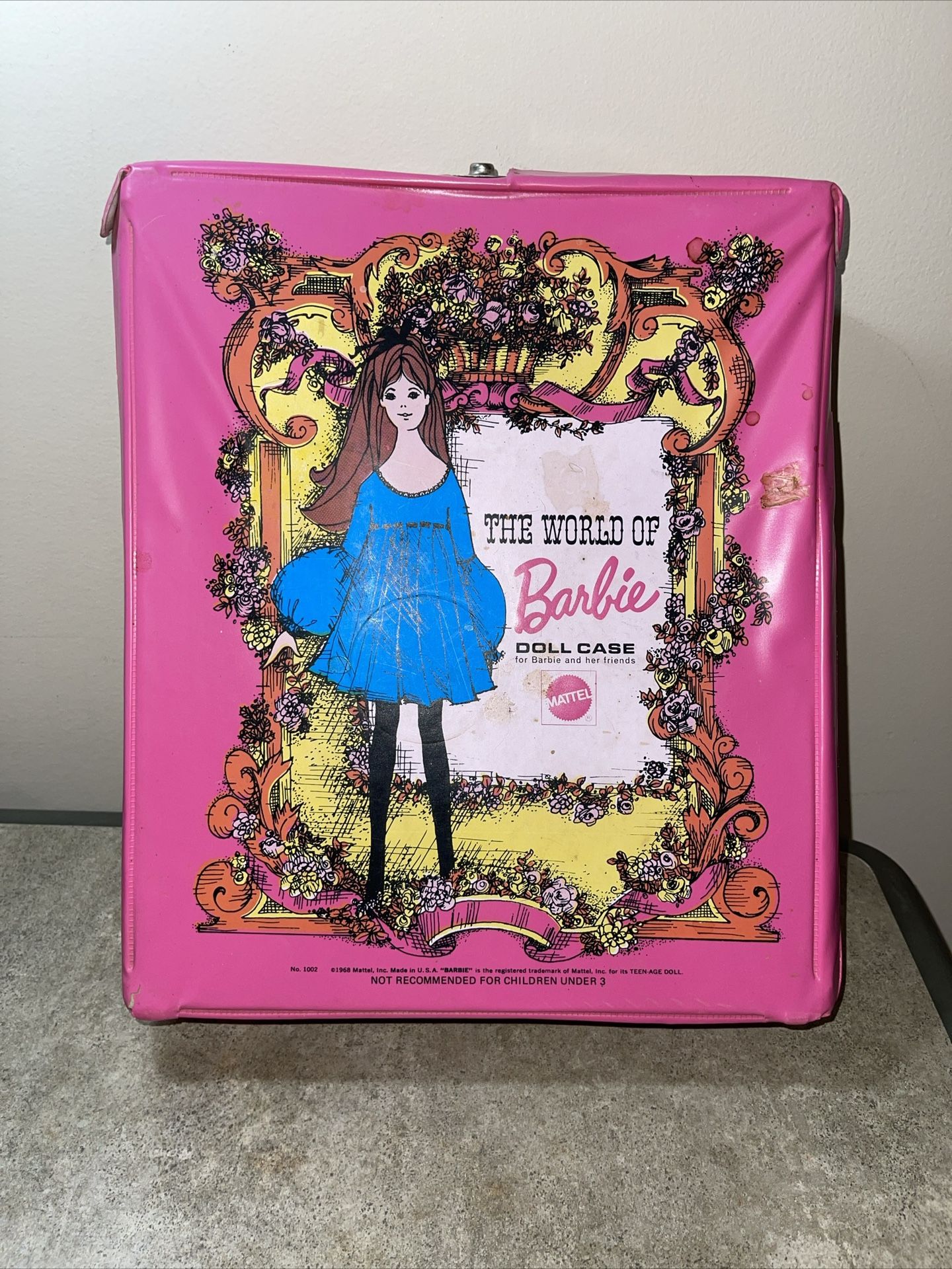 Vintage 1968  The World of Barbie Doll Case 1002 Pink Mattel USA