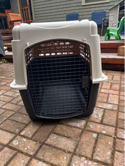 Large Pet Mate crate