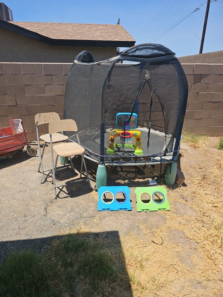 Everything Shown Free