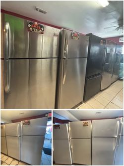 Top and bottom refrigerators
