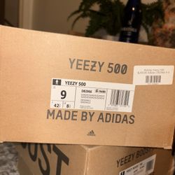 Yeezy 500 Size 9
