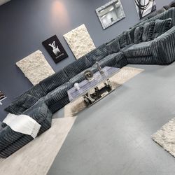 Luxury U Shape Sectional  Grey ✨️ 