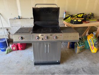 Charbroil infrared grill. Free!