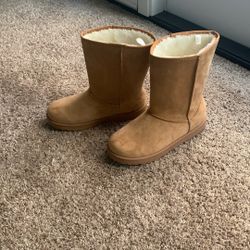 Winter Boots Size 7
